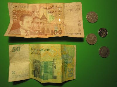 Fotos de monedas y billetes de los dirhams marroquíes