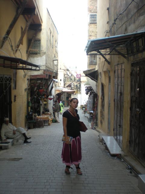 Callejuela en la medina de Fez