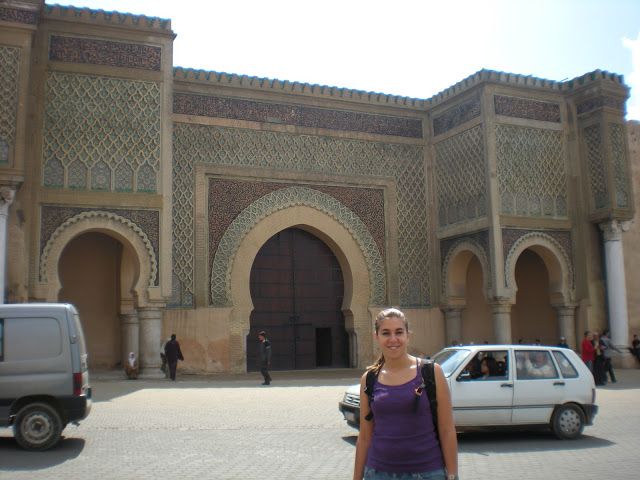 La increible puerta de Bab Al-Mansur en Meknés