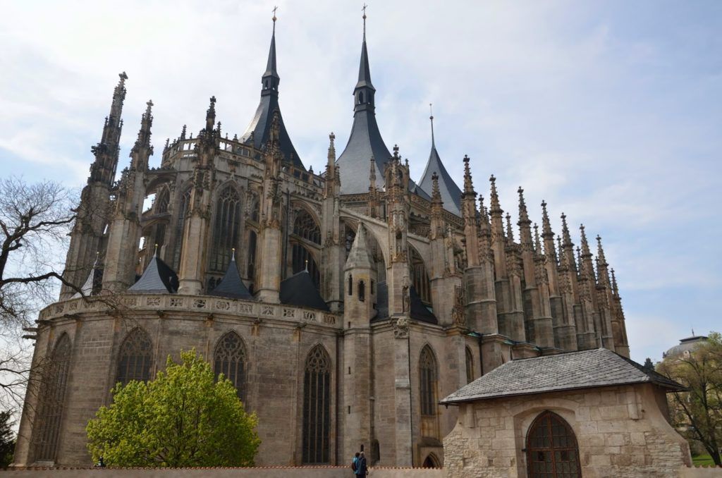 Vista desde la plataforma de la catedral de Kutna Hora