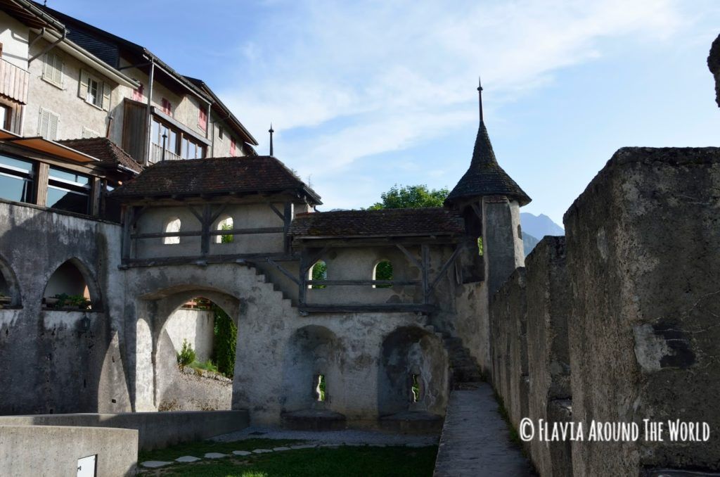 Otra vista de las murallas de Gruyeres