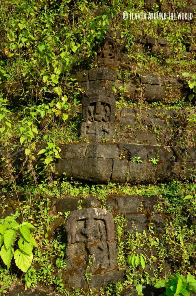 Detalle del templo Mahabodi Shwegu, Mrauk U, Myanmar