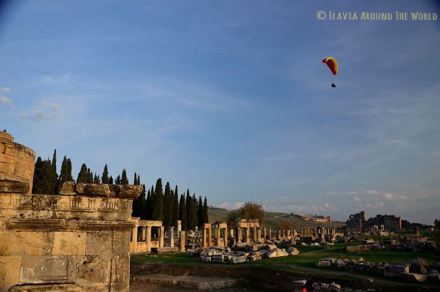 Vistasde Hierápolis desde el cementerio