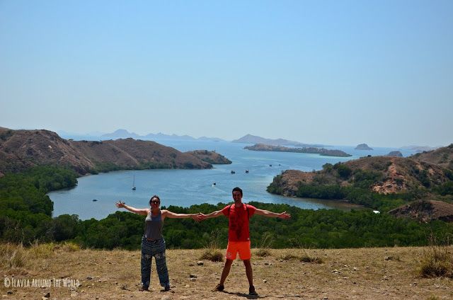 Vistas desde Rinca de la bahía