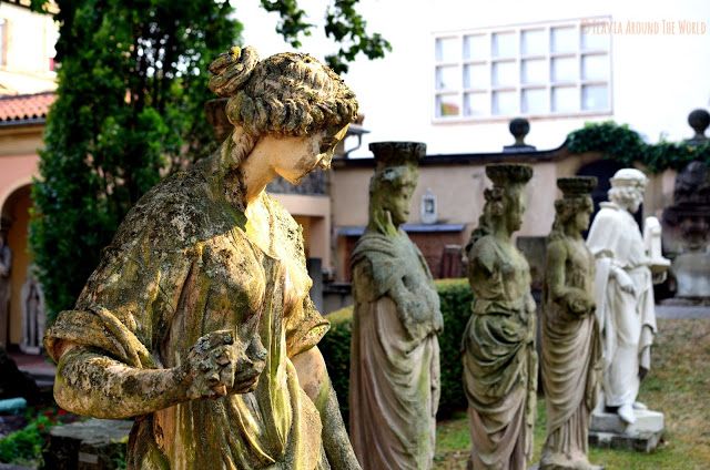 Estatuas de piedra del lapidarium