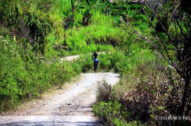 Por el camino a Moni