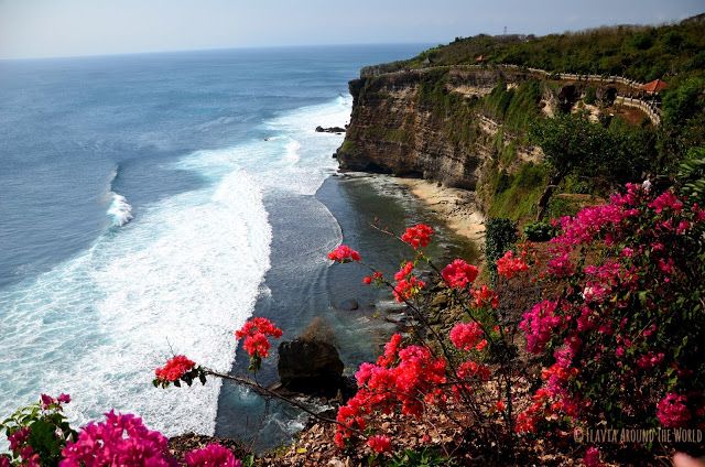 Vista de los acantilados desde Uluwatu