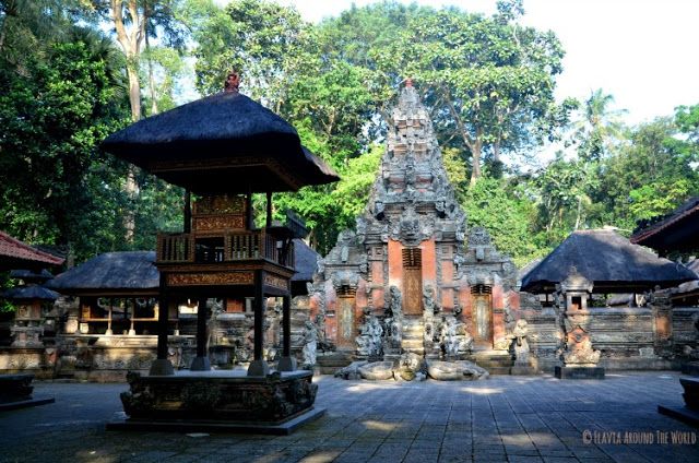 Templo Monkey Forest Ubud